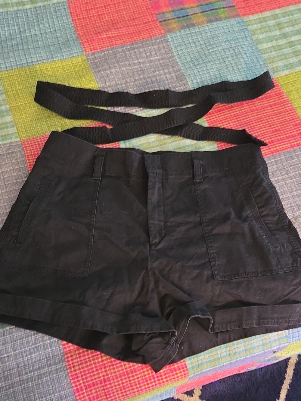 GAP Black High-Waist Tie-Belt Shorts
